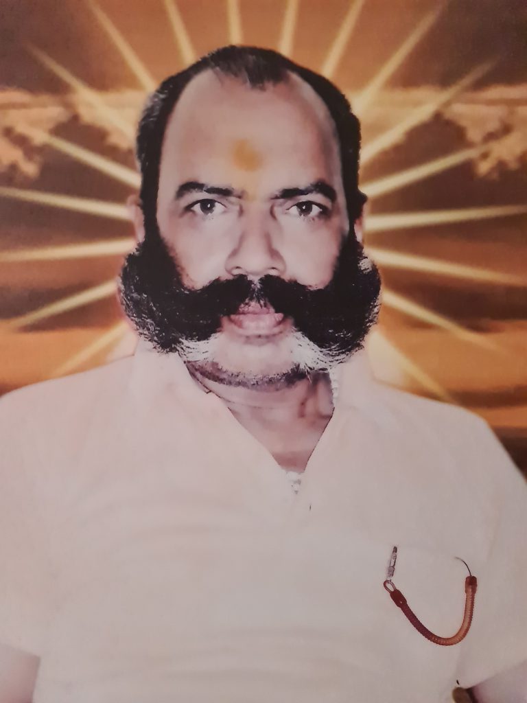 Hariom wale baba - Father of Swami Nispruh Spandan ji