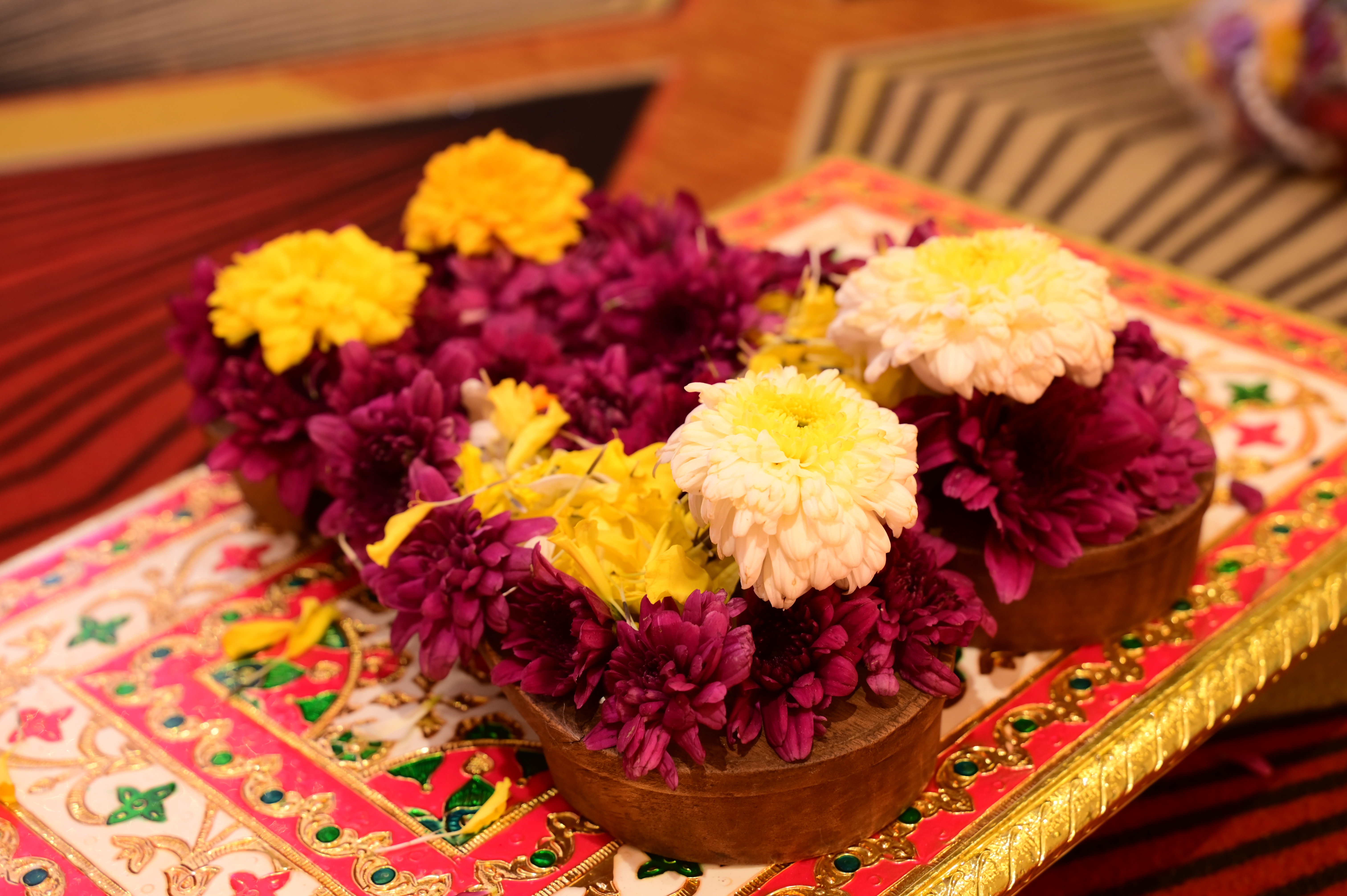 Guru Khadaw Pujan